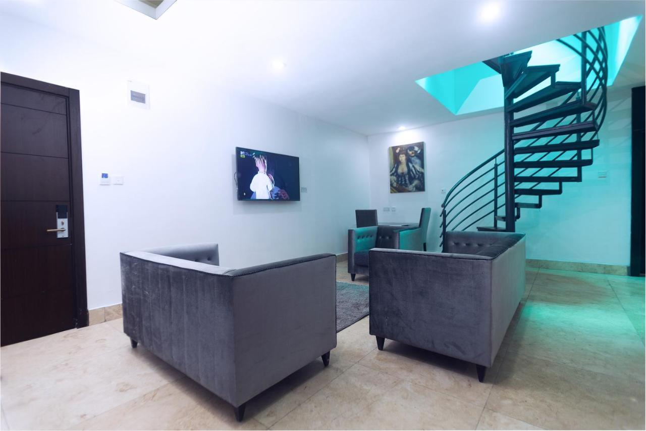 Caesar'S Luxury Hotel Lekki Exterior photo