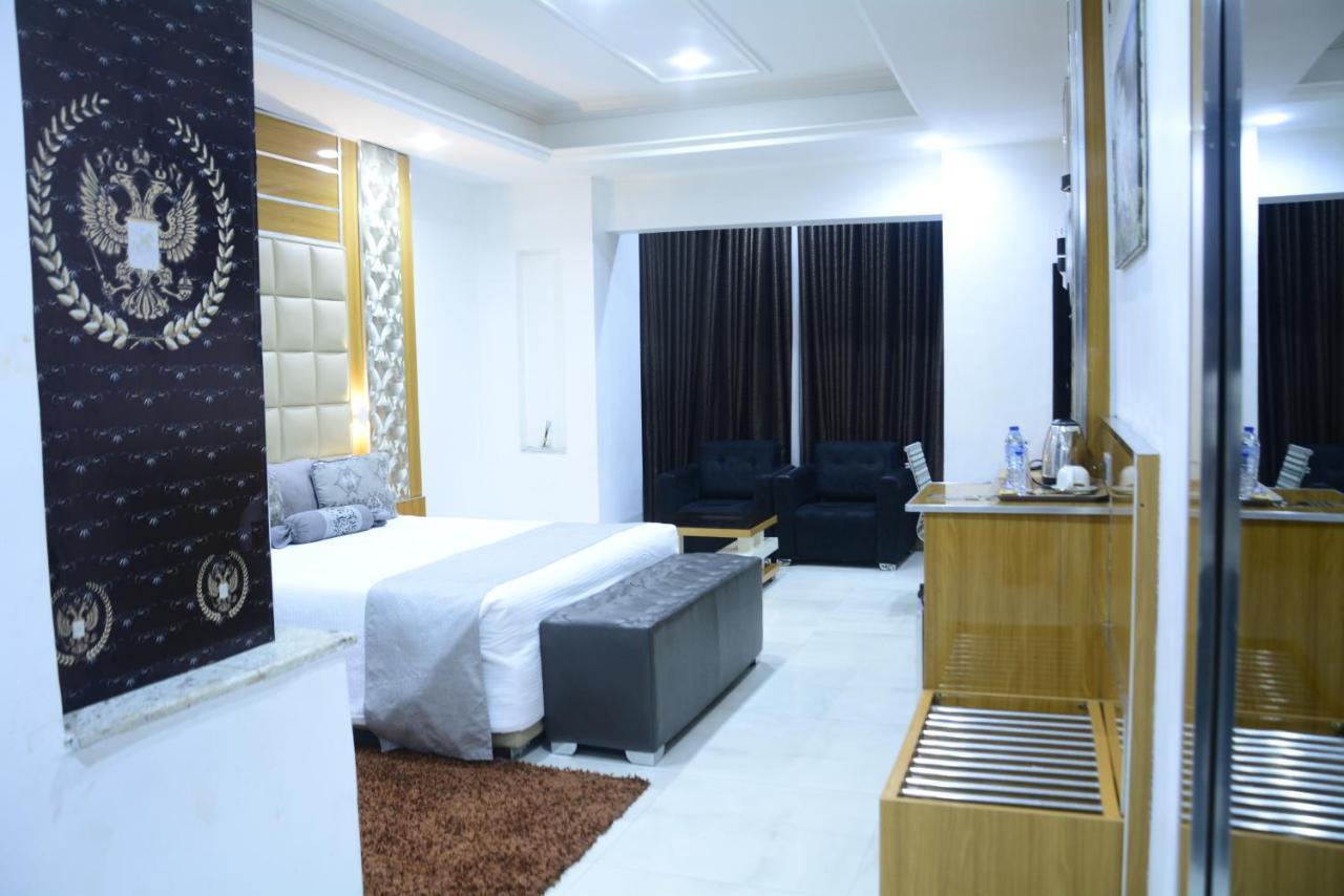 Caesar'S Luxury Hotel Lekki Exterior photo
