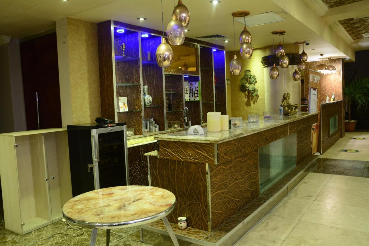 Caesar'S Luxury Hotel Lekki Exterior photo