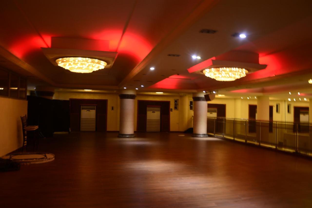 Caesar'S Luxury Hotel Lekki Exterior photo