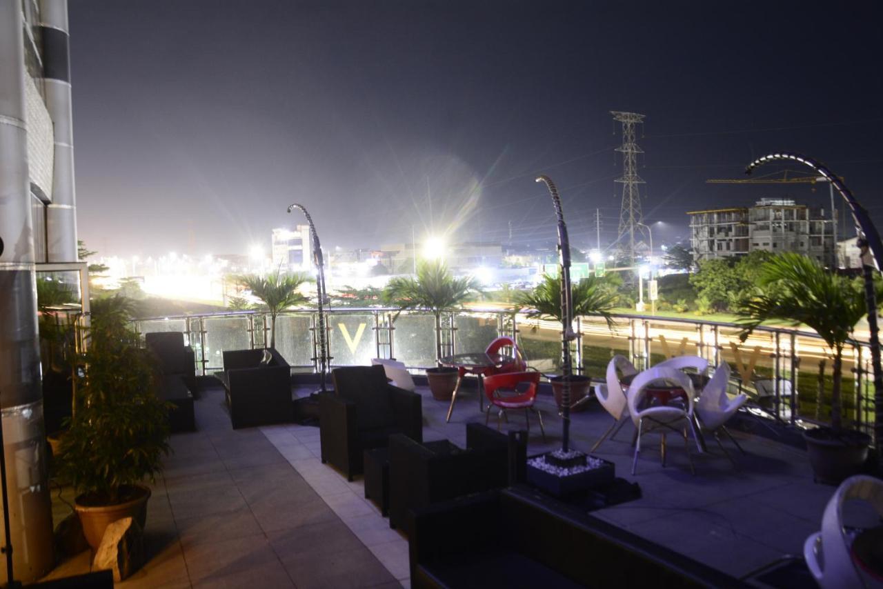 Caesar'S Luxury Hotel Lekki Exterior photo