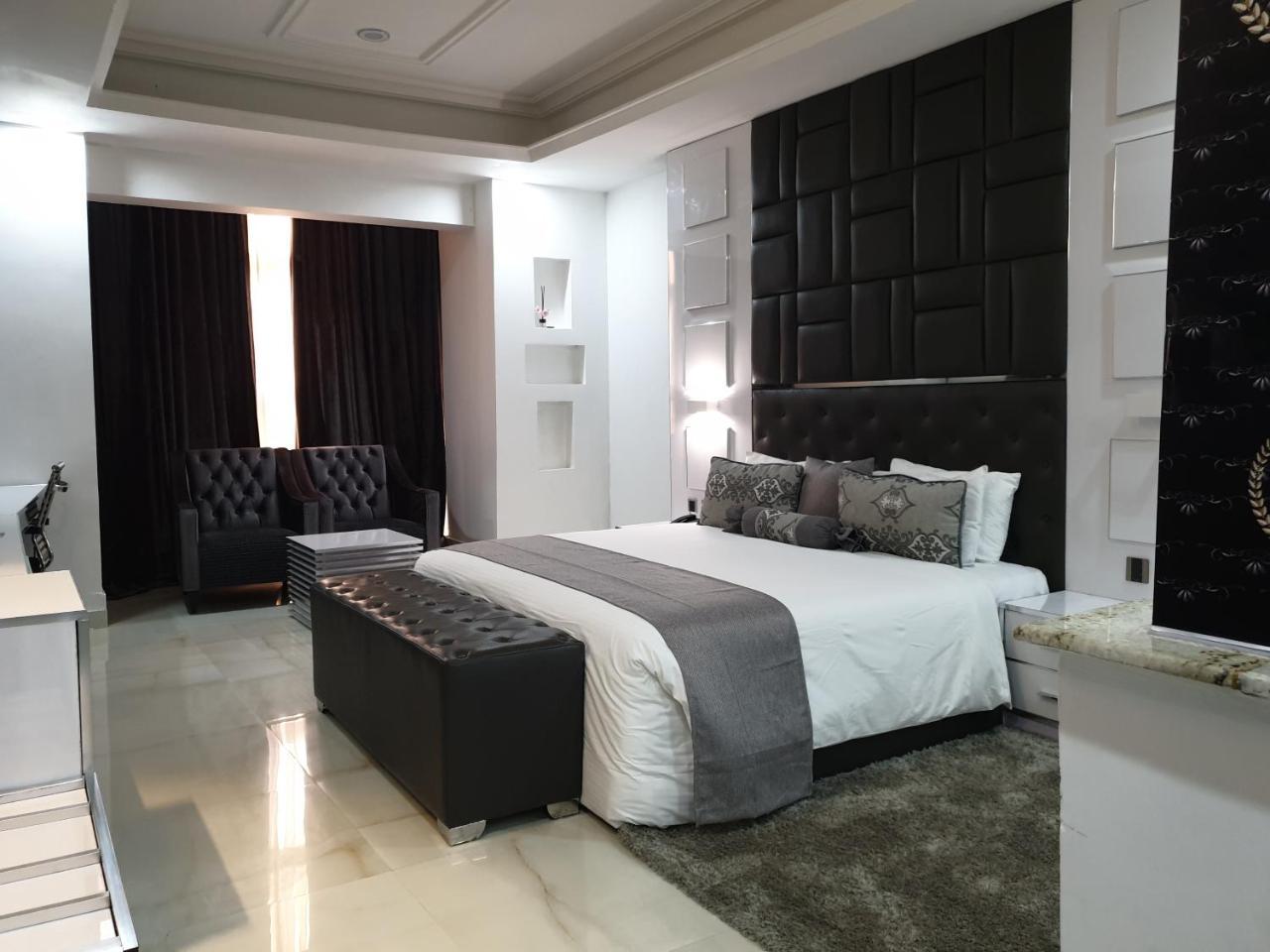 Caesar'S Luxury Hotel Lekki Exterior photo